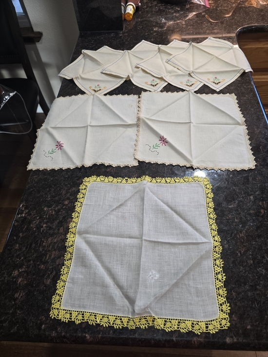 Other - Vintage Embroidered Cream Cotton Hankerchiefs